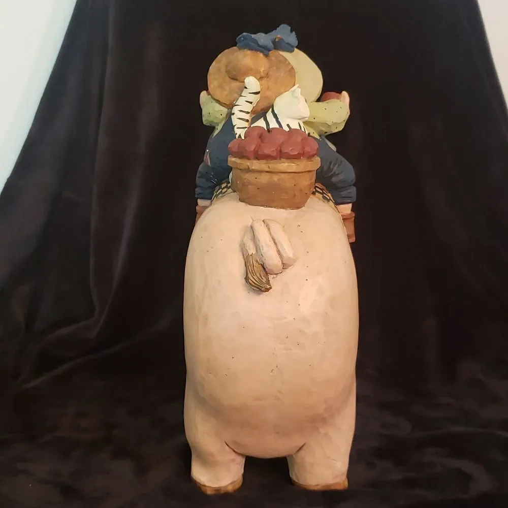RARE Vtg 1997 Williray Studio Farm Couple Riding Giant Pig - WW3034 Original Box